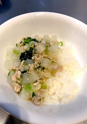 １歳　スプーン練習中　鳥ミンチの中華風-レシピのメイン写真