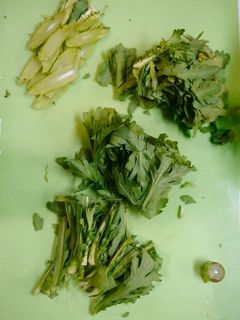 簡単!春菊の切り方-レシピのメイン写真