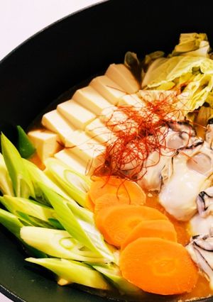 簡単美味しい！牡蠣の味噌ミルク鍋スープ-レシピのメイン写真