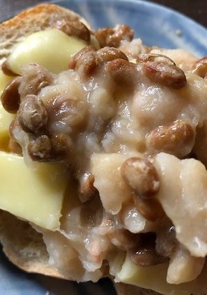 納豆と金時豆のトースト　チーズ入り-レシピのメイン写真