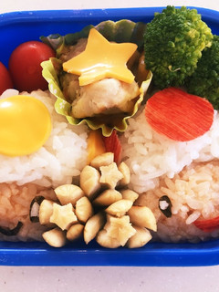 簡単ピノキオ大好き★おにぎり弁当-レシピのメイン写真