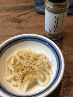 アウトドアスパイスほりにし!!冷凍うどん-レシピのメイン写真