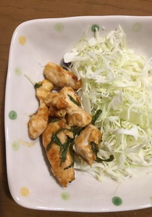 ヘルシー！鶏むね肉の大葉梅炒め-レシピのメイン写真