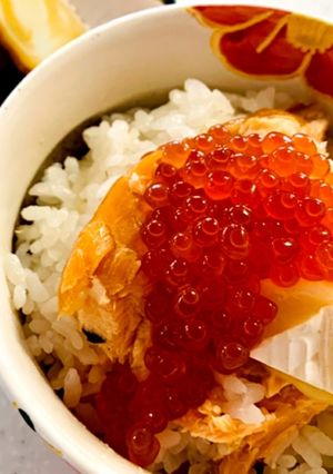 炊けたご飯に乗せるだけ!濃厚はらこ飯-レシピのメイン写真