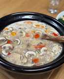 タイ風ココナッツスープ（ポーク）