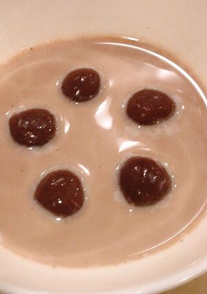 ホットミルクココア、チョコinチョコ白玉-レシピのメイン写真