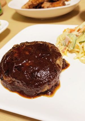 肉汁たっぷり☆ジューシーハンバーグ-レシピのメイン写真
