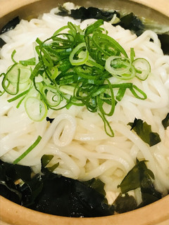 鶏肉と白菜&わかめうどん鍋-レシピのメイン写真
