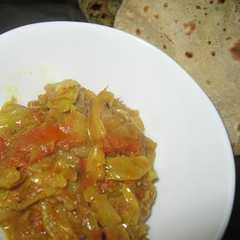 รูปของ キャベツとトマトのカレー