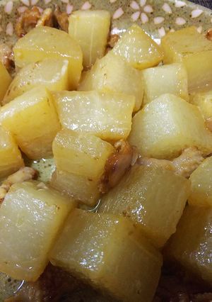 簡単中華・大根と鶏皮の炒め煮-レシピのメイン写真