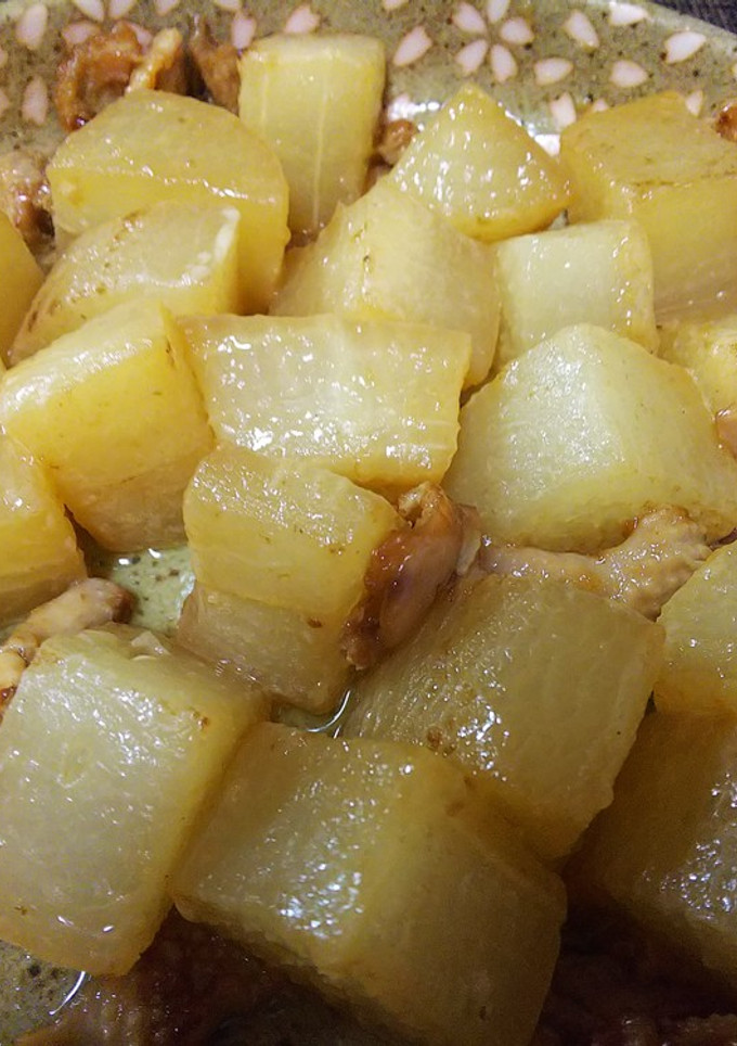 簡単中華・大根と鶏皮の炒め煮-レシピのメイン写真