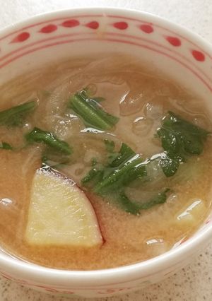 野菜の甘味が引き立つみそ汁-レシピのメイン写真