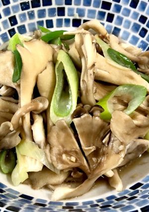 レンジで簡単☆ガリバタ舞茸しめじ-レシピのメイン写真