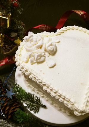 丸ケーキ型で作る♡純白ハートケーキ-レシピのメイン写真