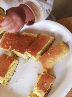 手づかみ食べ☆卵焼き器でホットケーキ-レシピのメイン写真