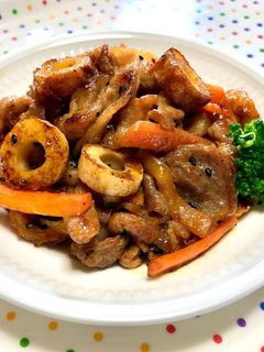 豚小間肉と竹輪のケチャップ炒め*お弁当-レシピのメイン写真