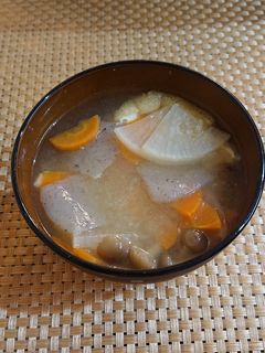 甘酒で簡単☆粕汁風味噌汁(*^^*)♪-レシピのメイン写真