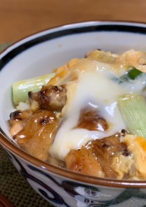 市販の焼き鳥で簡単♡とろとろ親子焼き鳥丼-レシピのメイン写真