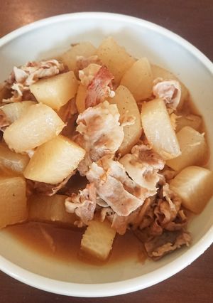 大根と豚バラ肉の煮物-レシピのメイン写真