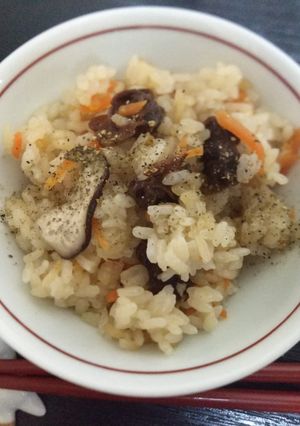 赤貝と人参との炊き込みご飯-レシピのメイン写真