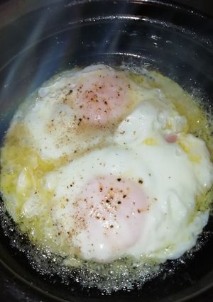 ズボラ目玉焼き(土鍋で)-レシピのメイン写真