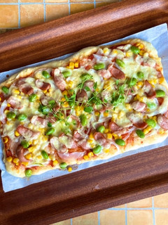 HBピザ生地で☆ソーセージと枝豆のピザ-レシピのメイン写真
