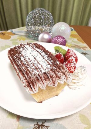 厚切りバームで☆10分簡単切り株ケーキ-レシピのメイン写真