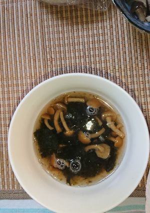 糖尿食なめこと焼き海苔のすまし汁-レシピのメイン写真