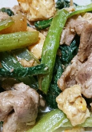 小松菜と玉子と豚バラ肉の炒め物-レシピのメイン写真
