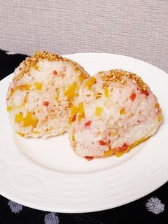 かりかり梅としば漬けの超簡単おにぎり♡-レシピのメイン写真