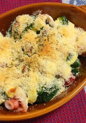 タコとブロッコリーのチーズパン粉焼き-レシピのメイン写真