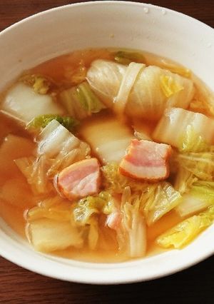 ロールキャベツと白菜のコンソメスープ-レシピのメイン写真