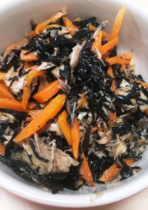 サバ缶とひじきの煮物-レシピのメイン写真