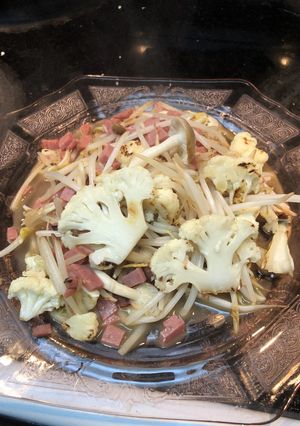 カリフラワーとサラミのささっと炒め-レシピのメイン写真