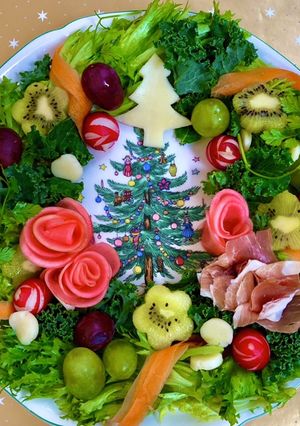 フルーツの花園☆クリスマスリースサラダ-レシピのメイン写真