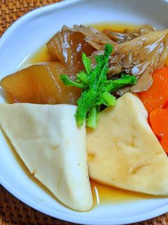 大根とハンペンのおでん風煮物-レシピのメイン写真