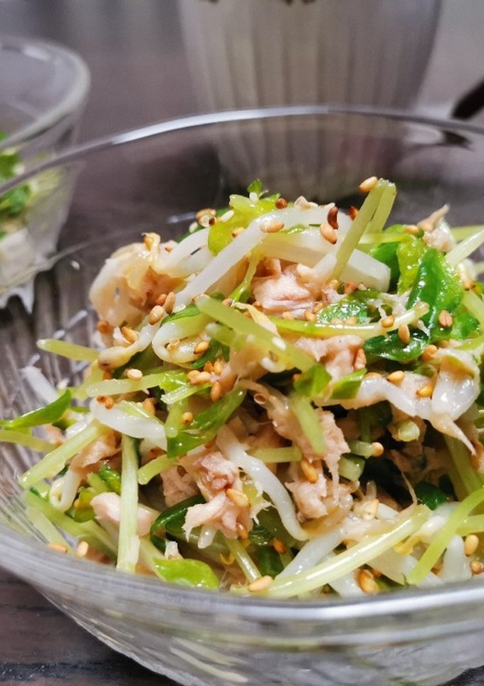 ぱぱっと作れる豆苗ともやしのサラダ-レシピのメイン写真