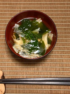 お徳用割れ湯葉入り♪ほうれん草のすまし汁-レシピのメイン写真