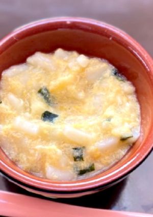 【離乳食中期7ヶ月〜】卵とワカメのうどん-レシピのメイン写真