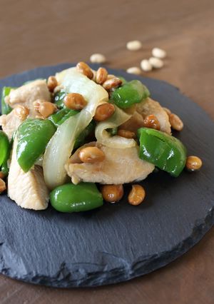 煎り大豆で！鶏肉とピーマンの中華風炒め-レシピのメイン写真