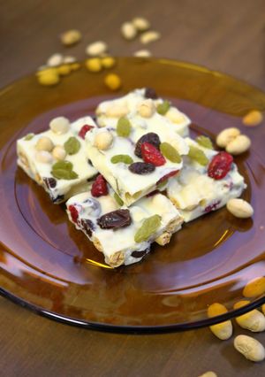 福を呼ぶ？煎り大豆のホワイトチョコバー-レシピのメイン写真