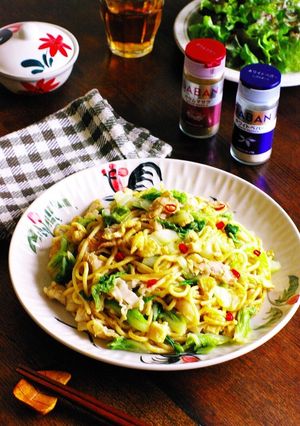 白菜と豚肉のレンチン！スパイシー焼きそば-レシピのメイン写真