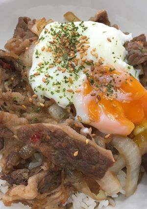 中華風牛バラ焼き丼-レシピのメイン写真