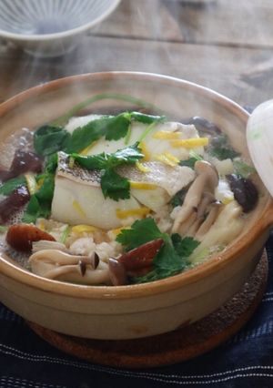 タラとキノコの柚子みぞれ煮込みうどん-レシピのメイン写真