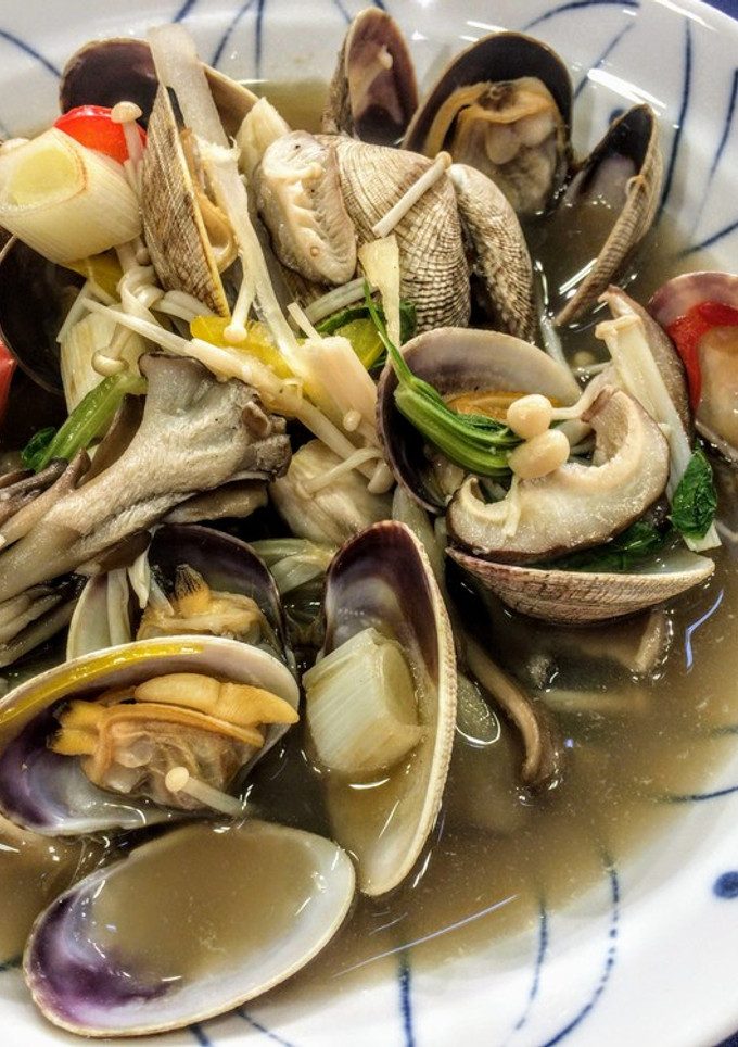 あさりとセロリのニンニク風味紹興酒蒸し-レシピのメイン写真