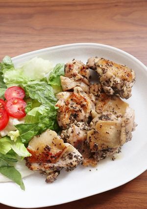 簡単で食べ応え抜群♪バジルチキン-レシピのメイン写真