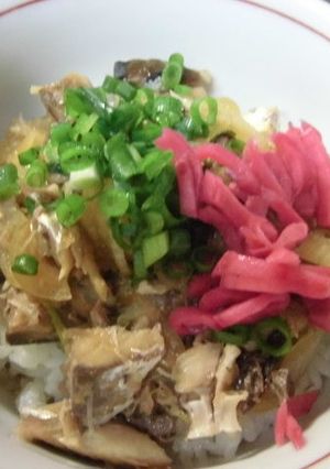 鯖缶と玉ねぎで超簡単な鯖丼-レシピのメイン写真