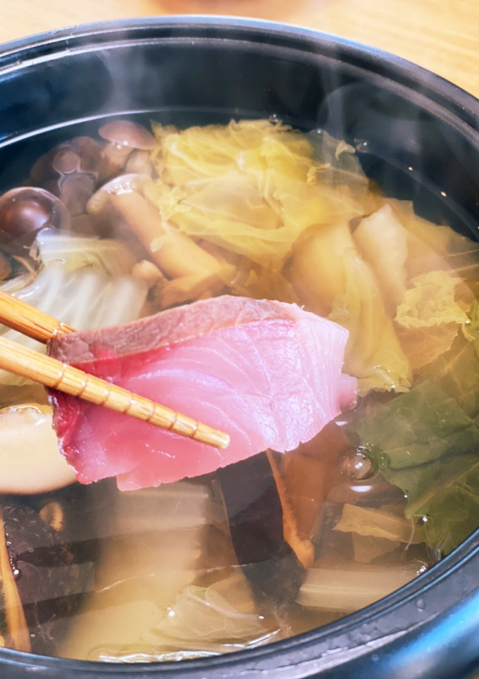 白菜と丹波しめじの簡単ぶりしゃぶ鍋-レシピのメイン写真