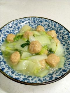 白菜とミートボール♡簡単煮物-レシピのメイン写真