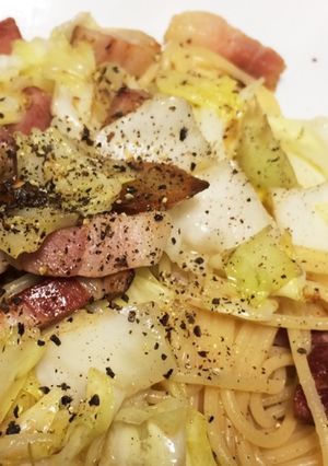 ベーコンとキャベツのペペロンチーノ-レシピのメイン写真